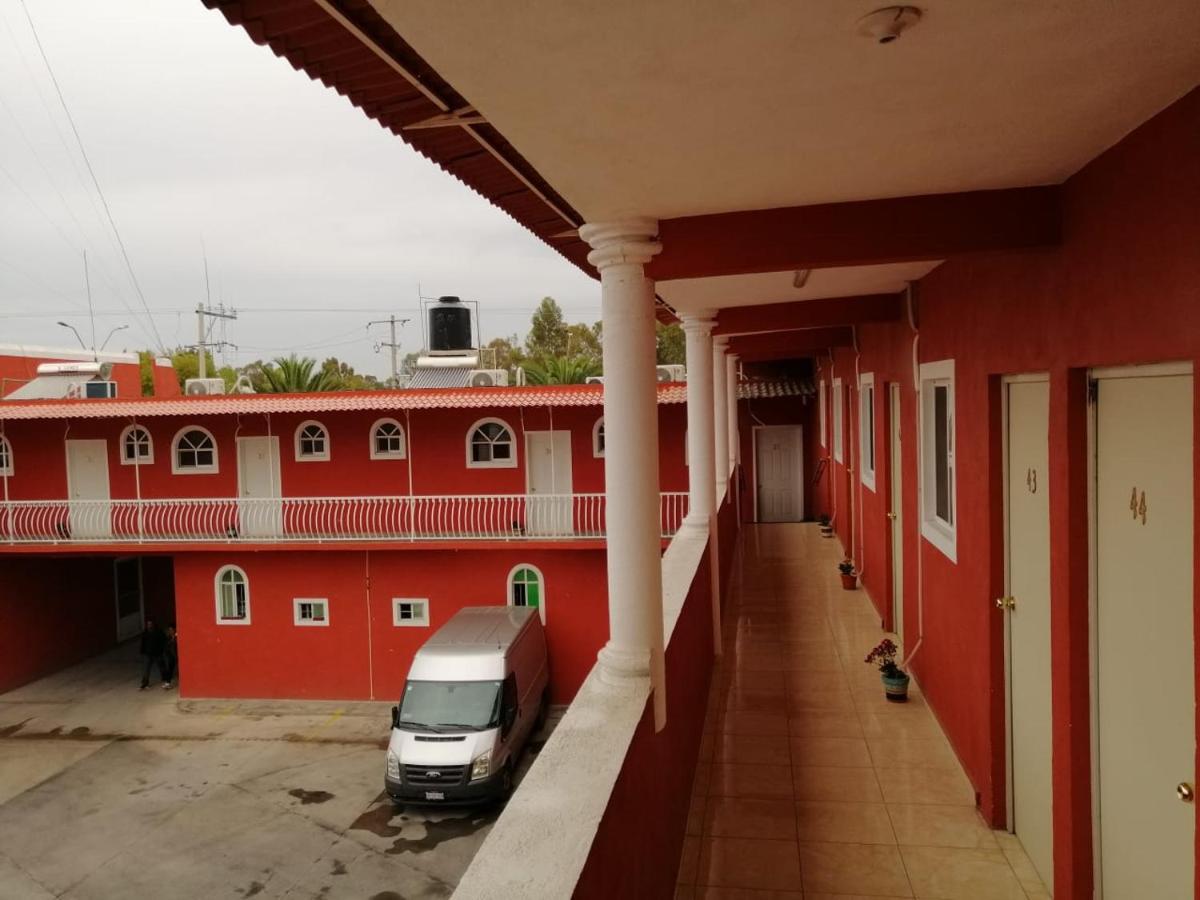 Hotel Real Cadereyta de Montes Exterior photo