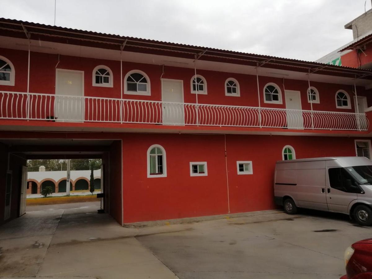 Hotel Real Cadereyta de Montes Exterior photo